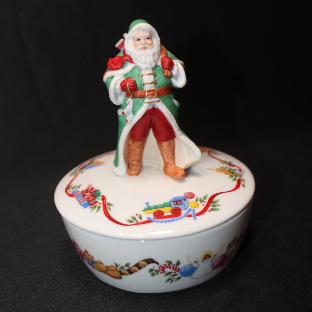 Vintage Lenox 1995 Victorian Santa Music Box - Picture 2 of 10